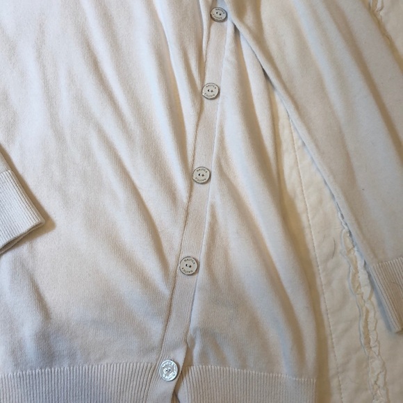 White Sweater. - Picture 2 of 4